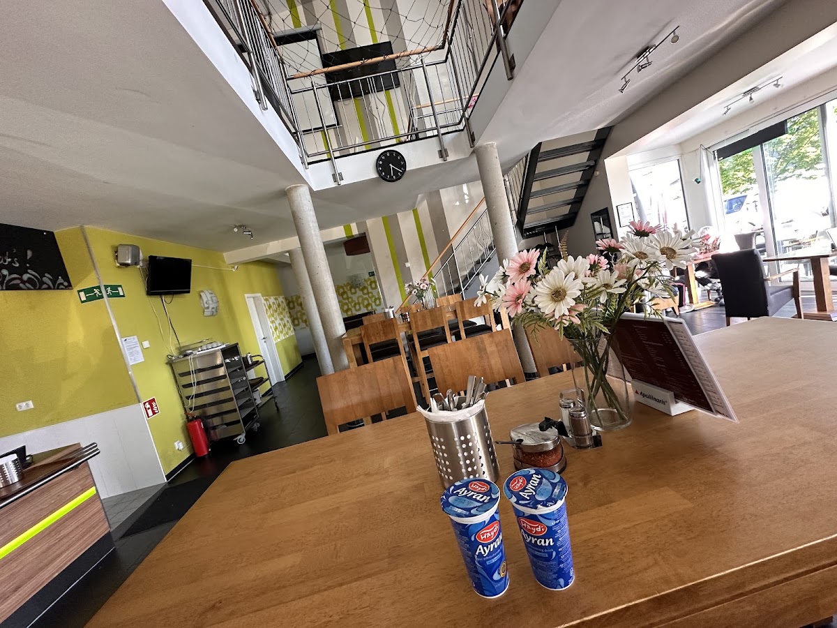 Kürshat's, Restaurant in Fronhausen