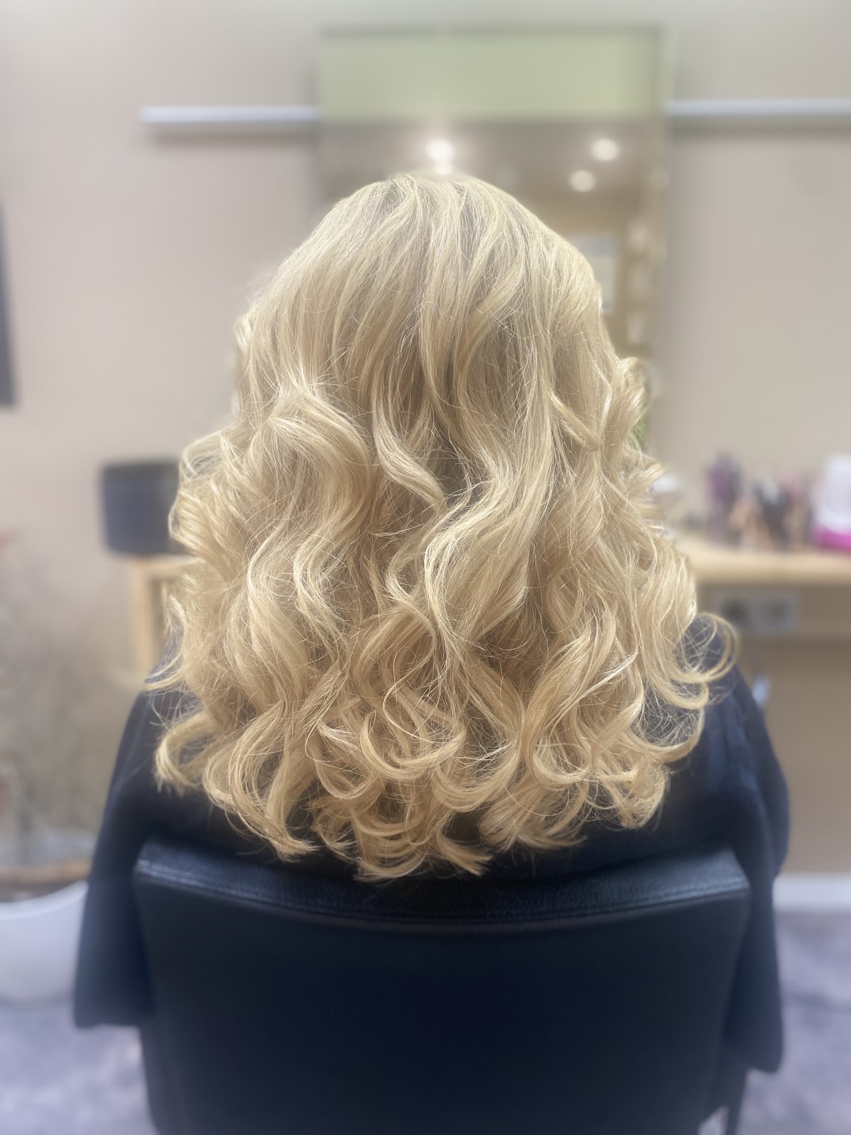 L&M De Flaviis Friseure, Friseur in Roßdorf