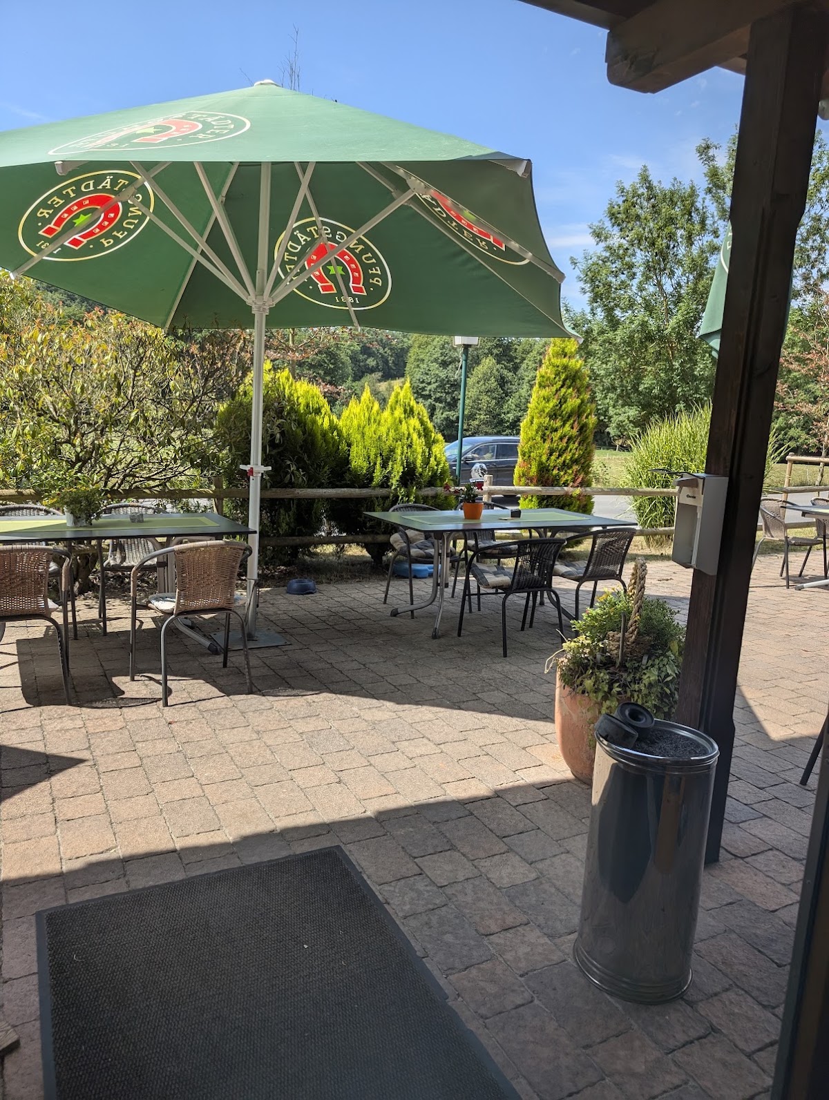 Landgasthaus Zum Schleenhof, Restaurant in Fürth – Foto 1 von 1