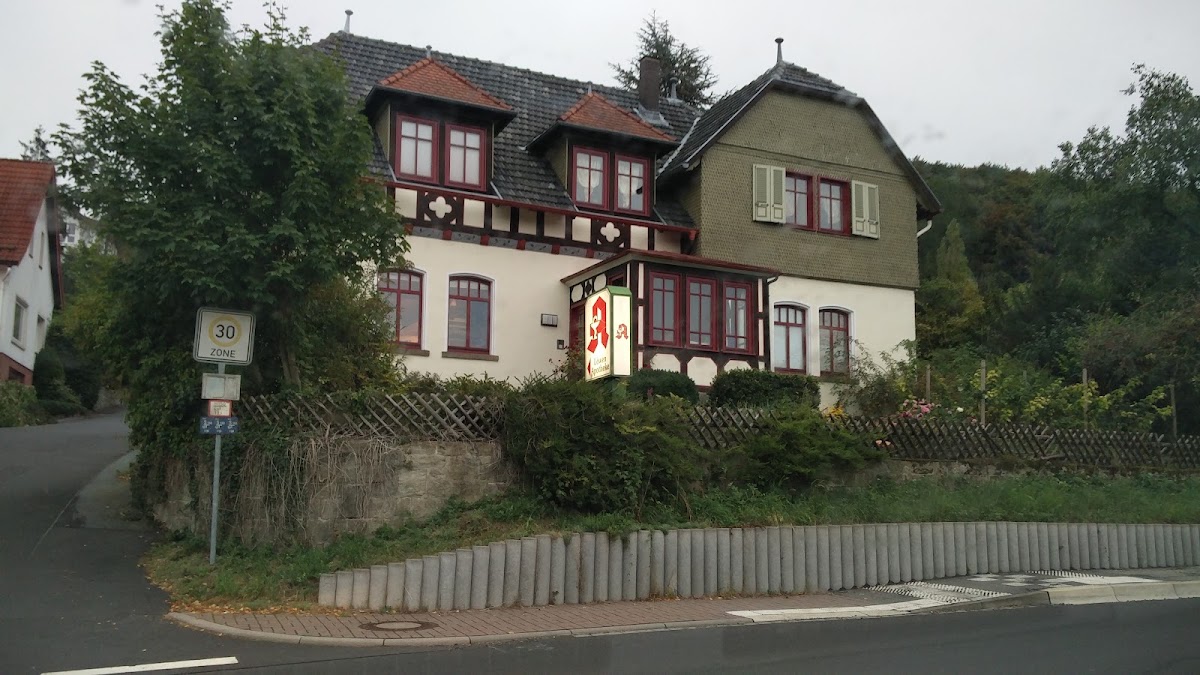 Löwen-Apotheke, Apotheke in Hofbieber