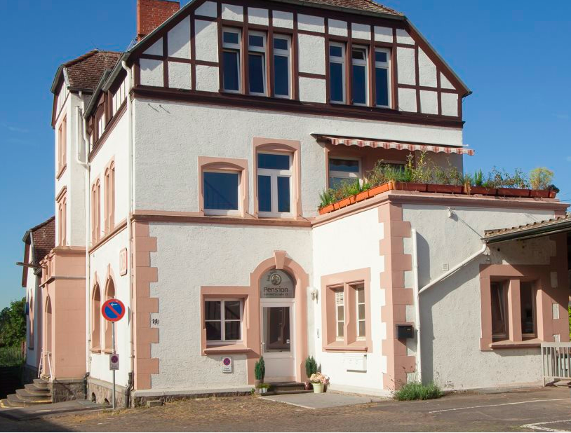 Lok-Inn Wallufer Bahnhof, Hotel in Walluf