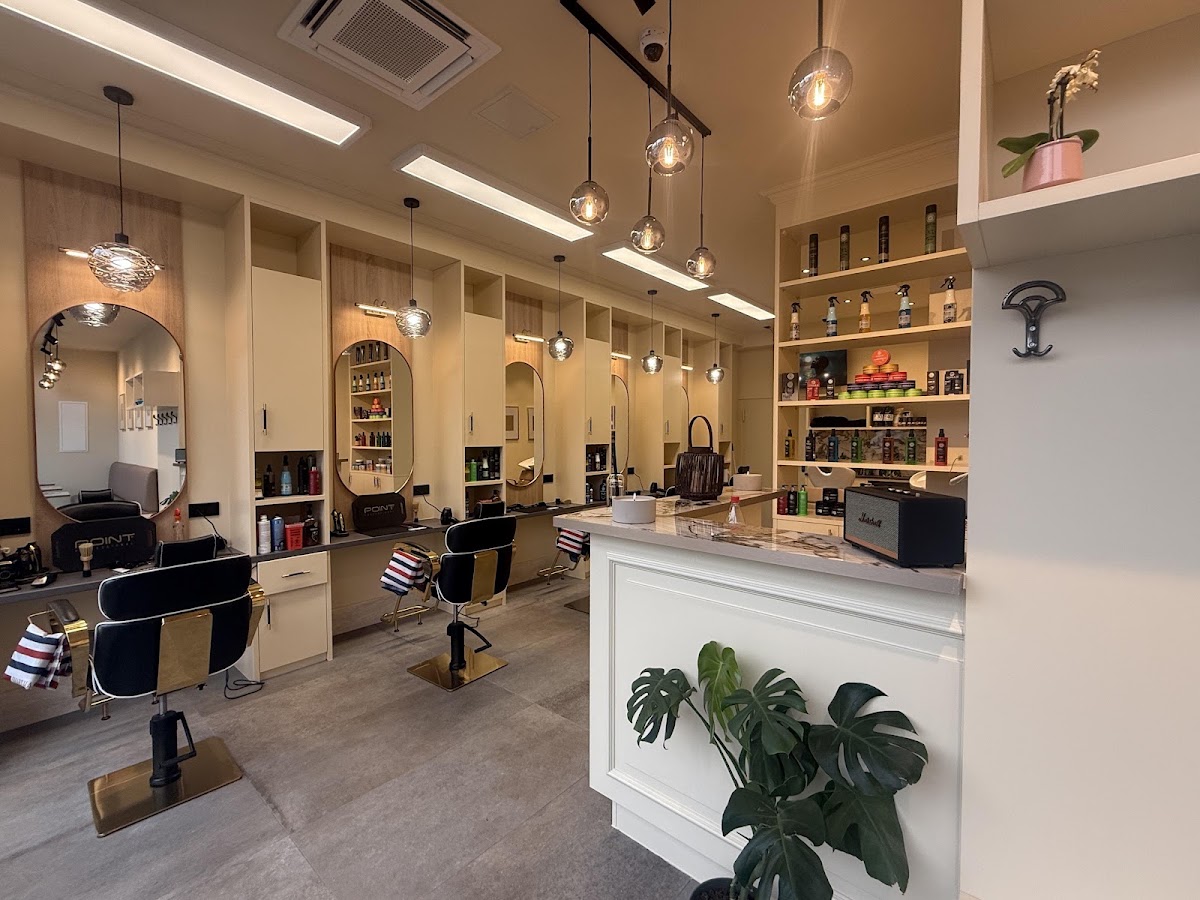 Louis Lounge Salon, Friseur in Grävenwiesbach – Foto 1 von 1