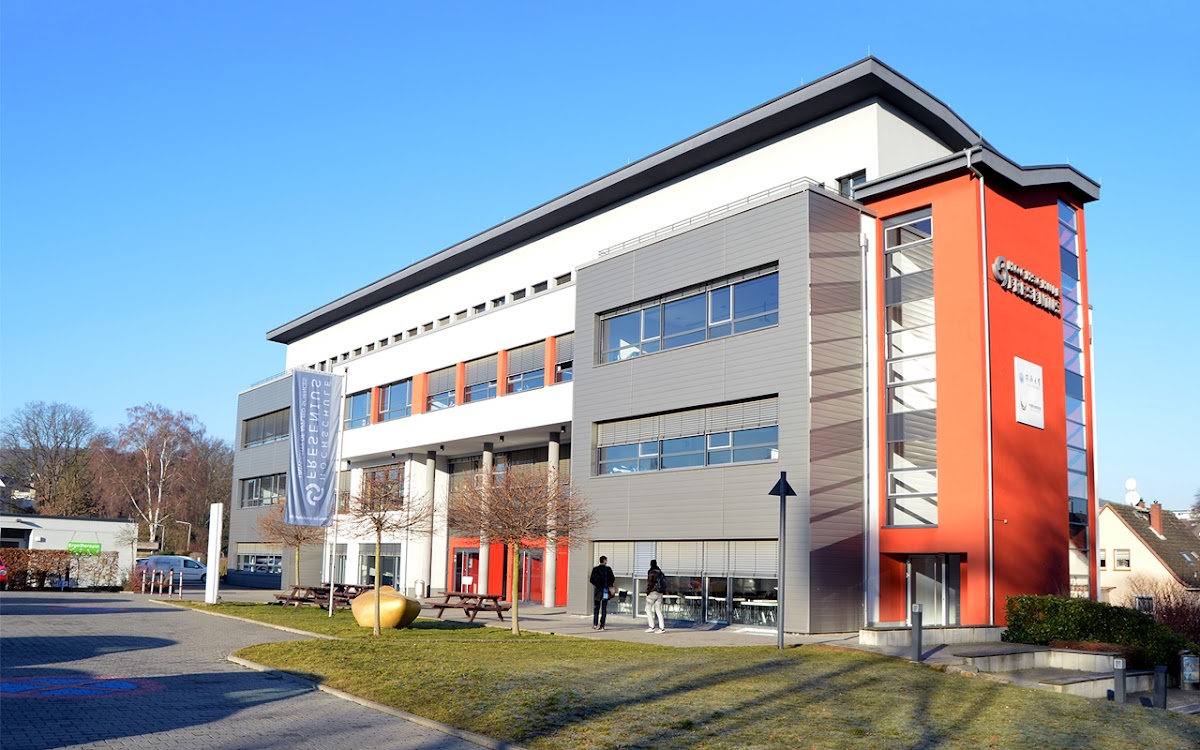 Ludwig Fresenius Schulen, Schule in Idstein