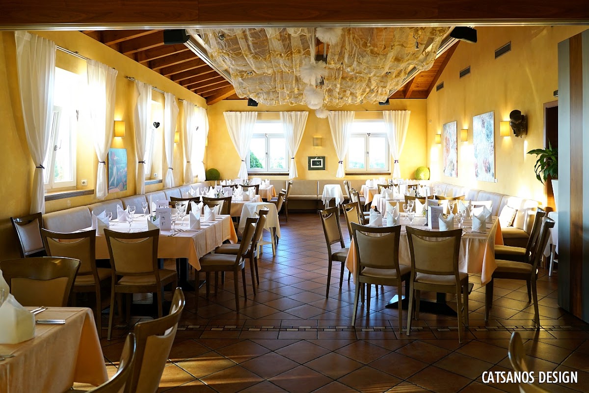 Luigis Golf Restaurant, Restaurant in Groß-Zimmern – Foto 1 von 1