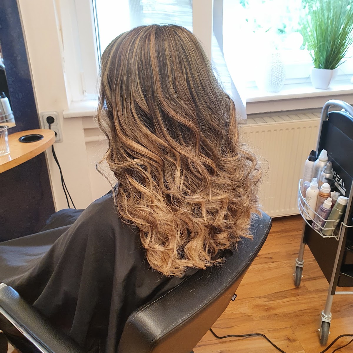 Melanies Haarstudio, Friseur in Hirzenhain