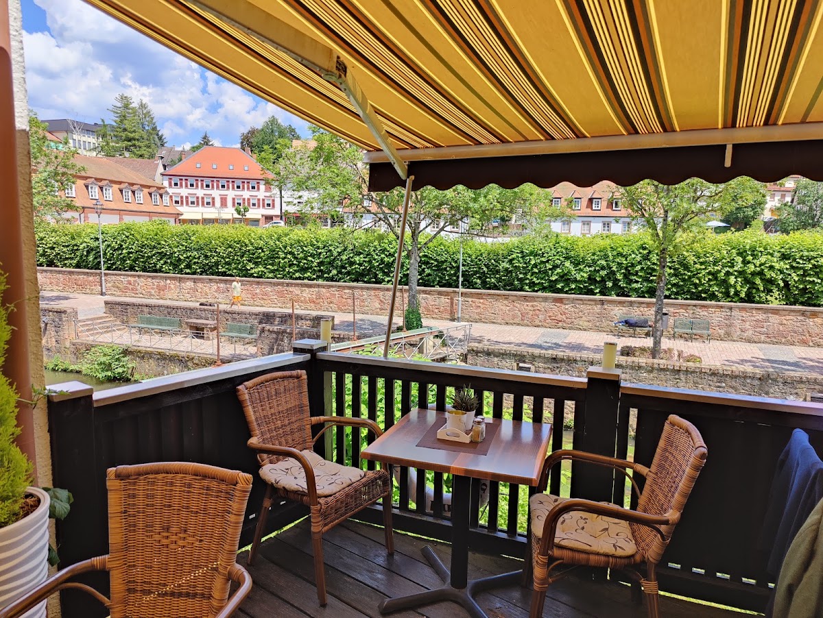 Michel's Restaurant im Gasthaus "Zum Hirsch", Restaurant in Erbach – Foto 1 von 1