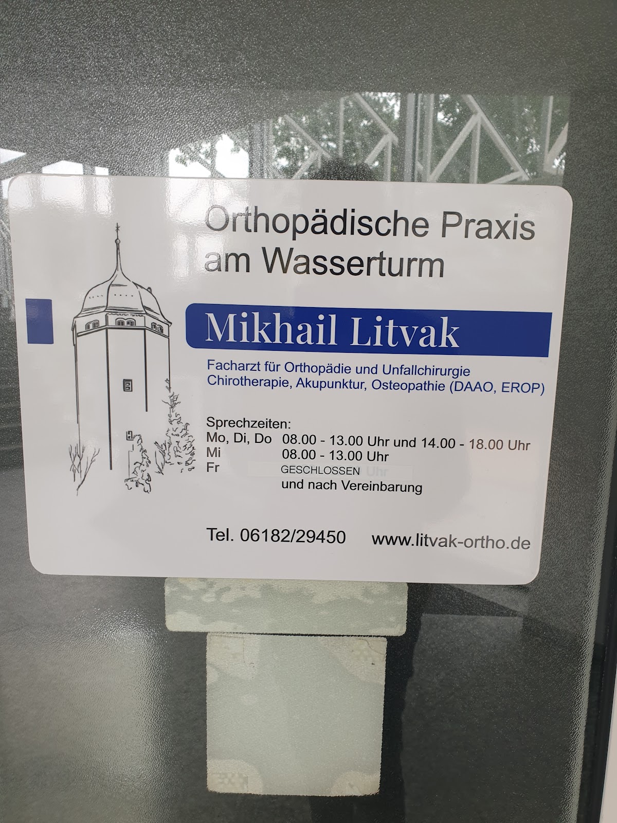 Mikhail Litvak: Facharzt für Orthopädie & Unfallchirurgie (Praxis am Wasserturm/Emma-Klinik), Arzt in Seligenstadt