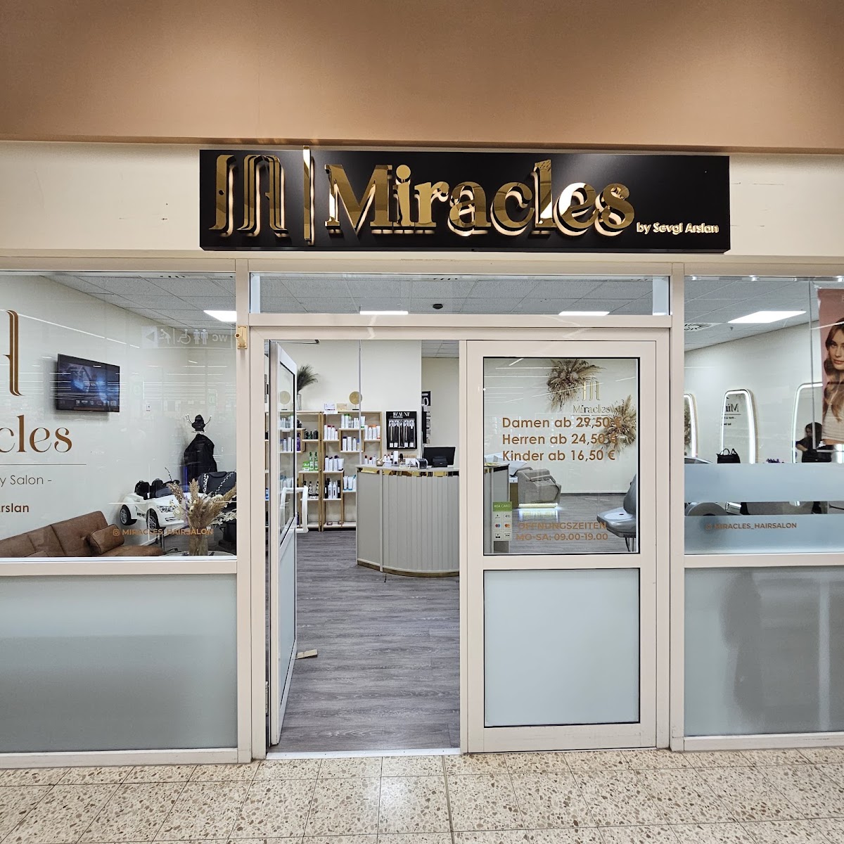 Miracles Hair & Beauty Salon by Sevgi Arslan, Friseur in Dieburg