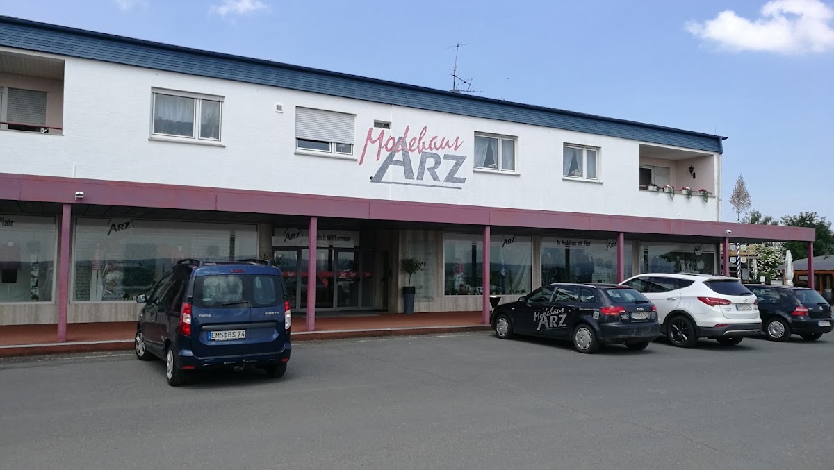 Modehaus Arz GmbH, Modegeschäft in Lorch