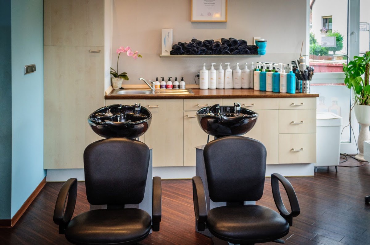 Nadjas Hairstyle, Friseur in Gründau