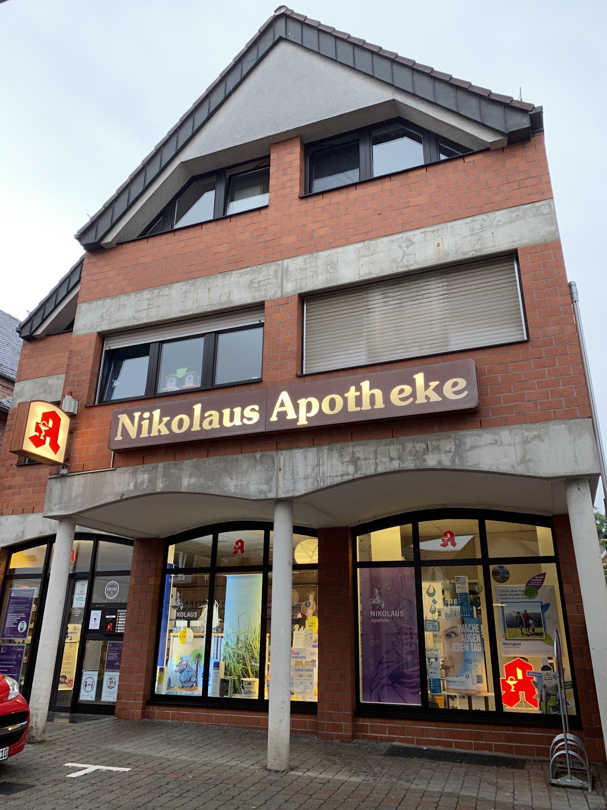 Nikolaus Apotheke, Apotheke in Rodgau