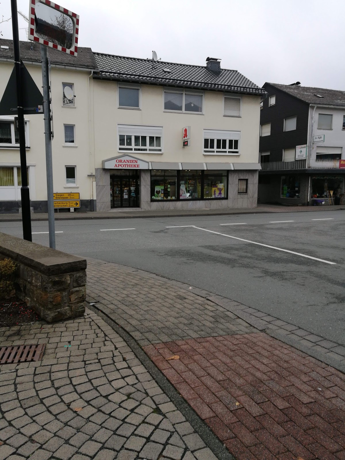 Oranien-Apotheke, Apotheke in Dietzhölztal