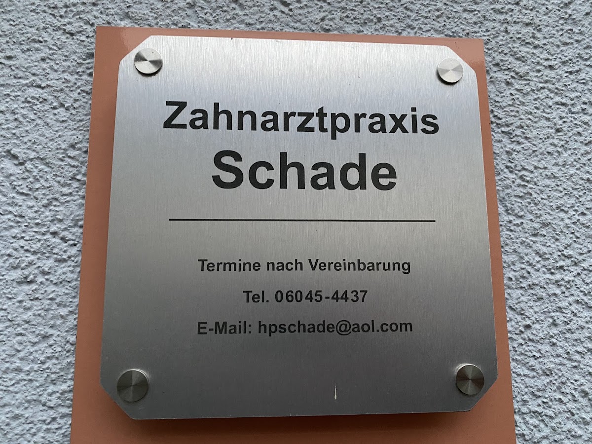 Petra und Hartmut Schade, Zahnarzt in Gedern – Foto 1 von 1