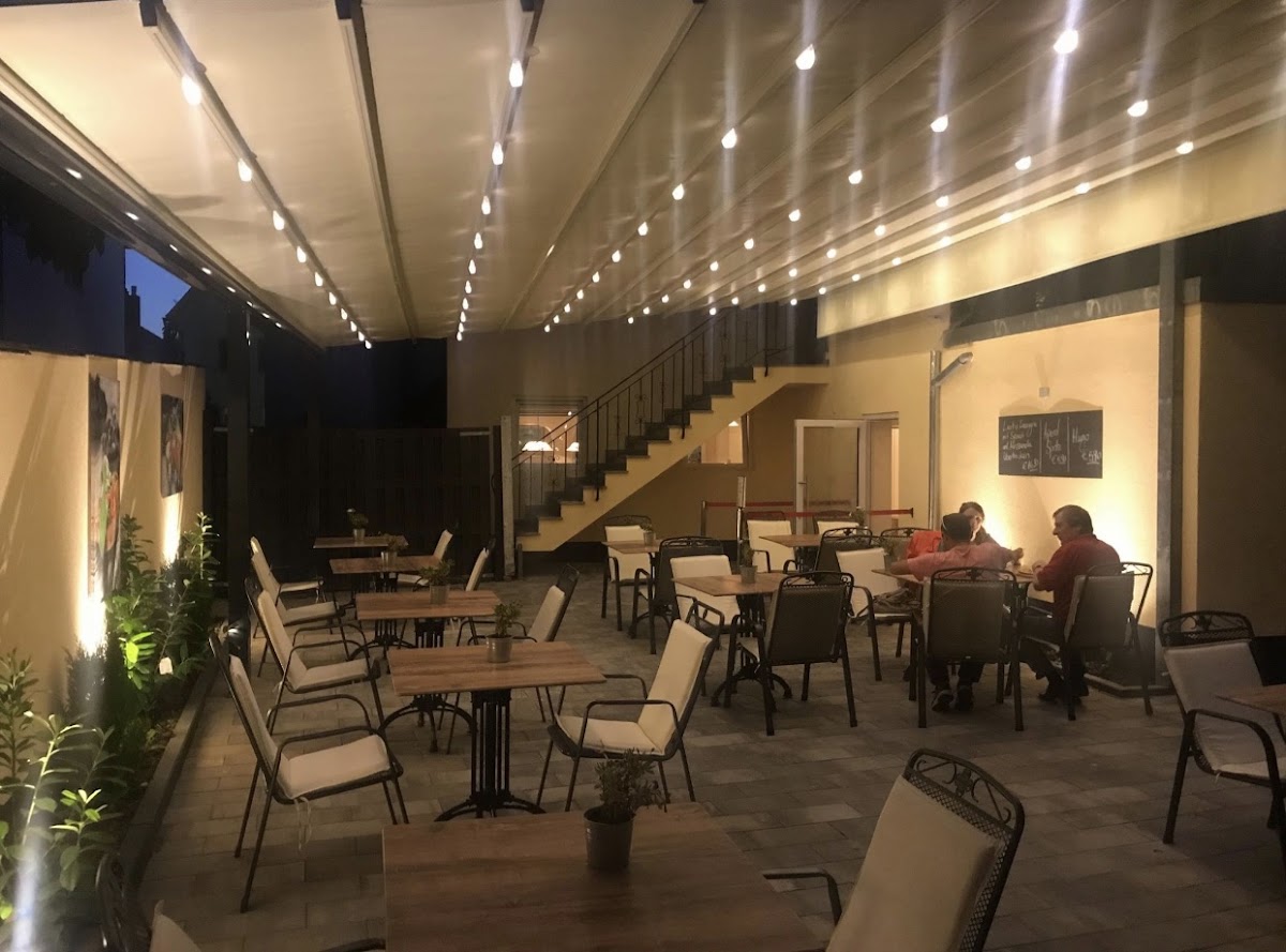 Pizzeria Adria, Restaurant in Echzell