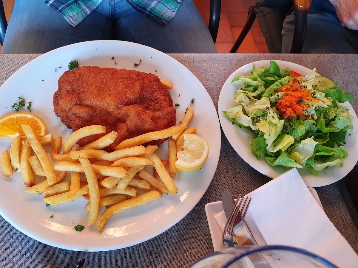 Pizzeria Alt Budapest, Restaurant in Brachttal – Foto 1 von 1