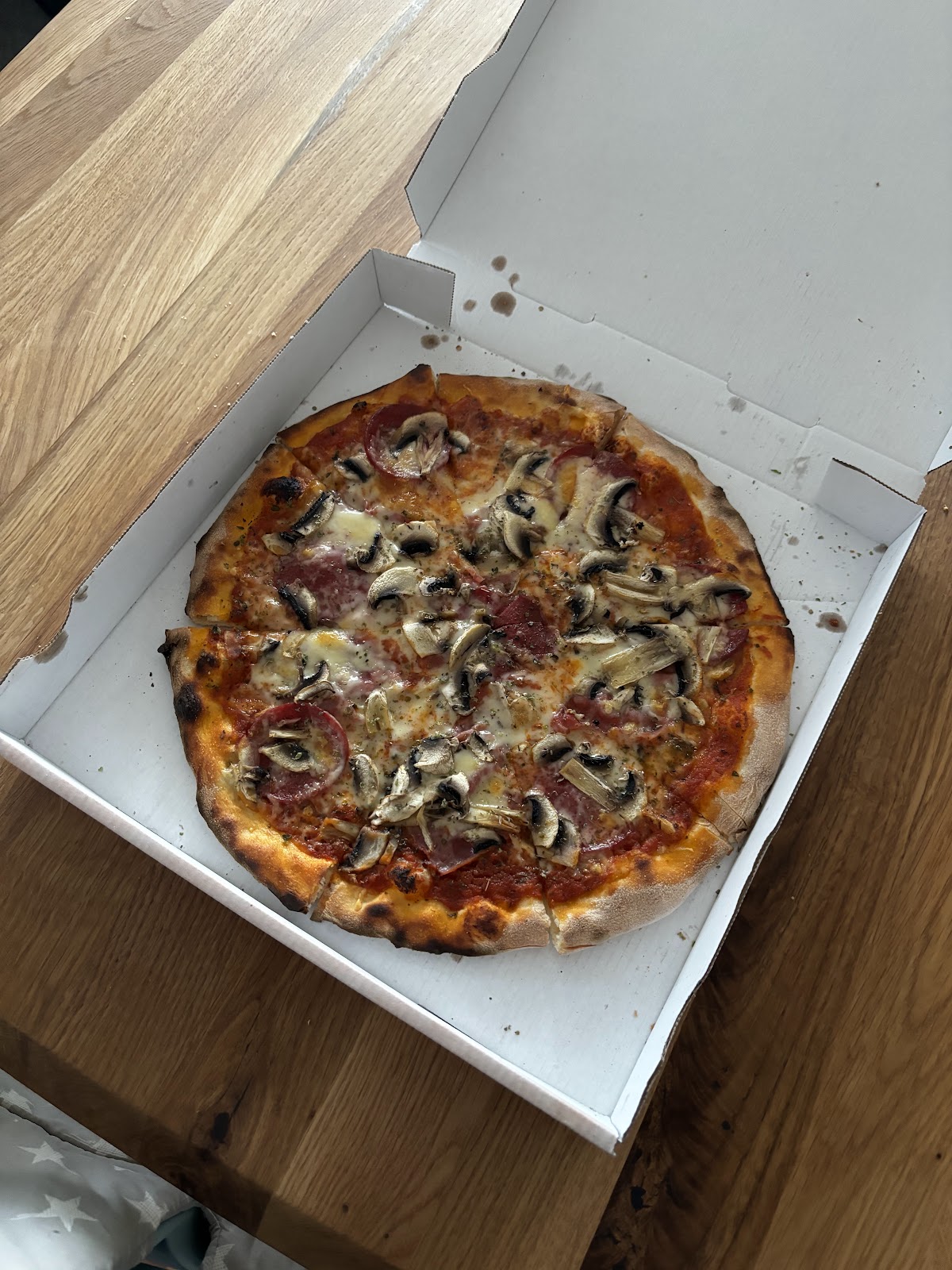 Pizzeria Attari House, Restaurant in Glashütten