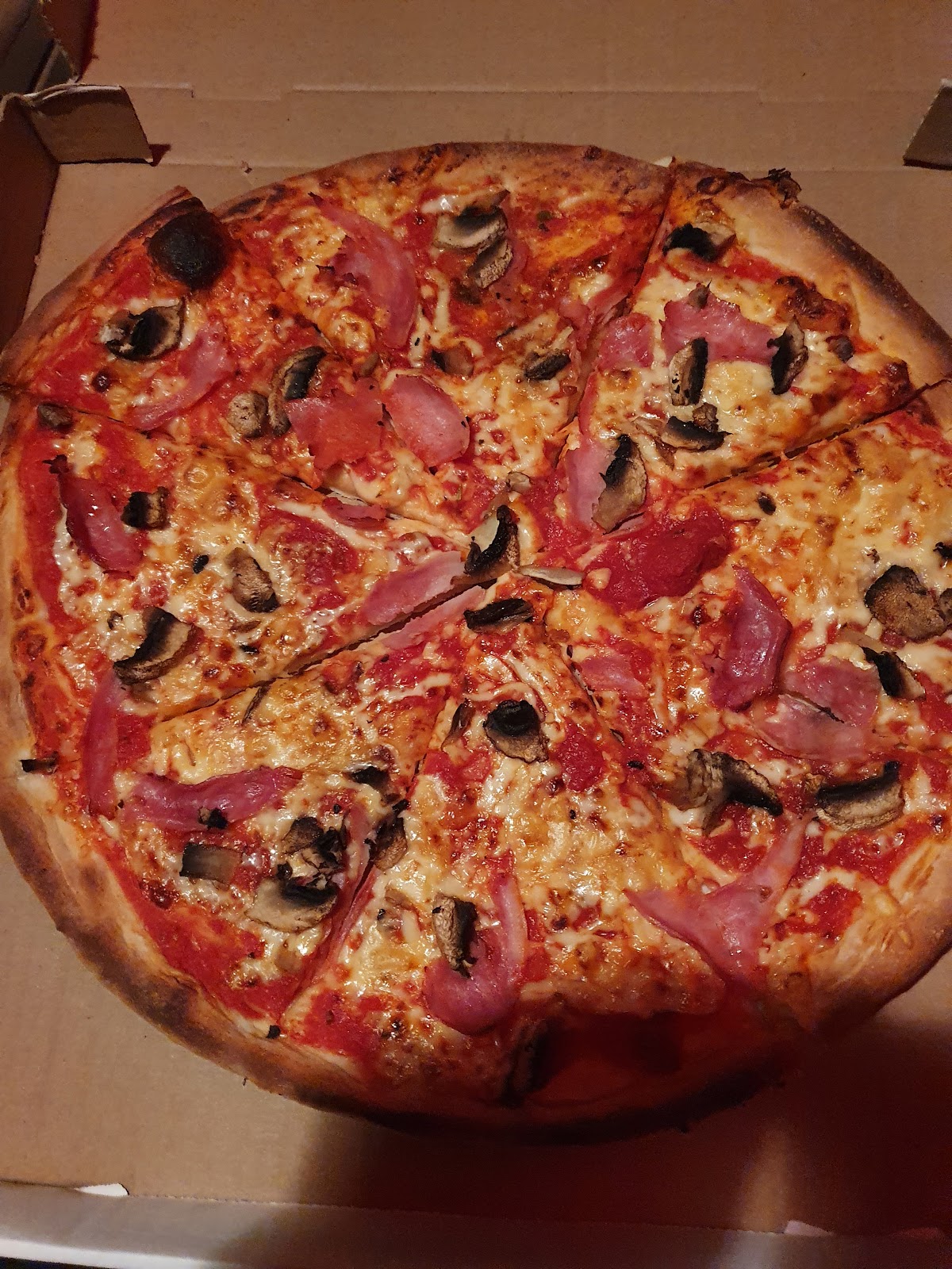 Pizzeria Calabrisella, Restaurant in Dautphetal