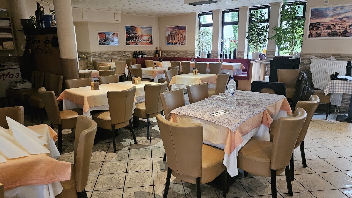 Pizzeria Eis Café Roma, Restaurant in Neu-Anspach