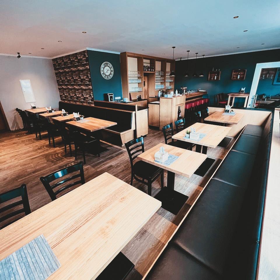 Pizzeria um´s Eck, Restaurant in Lützelbach