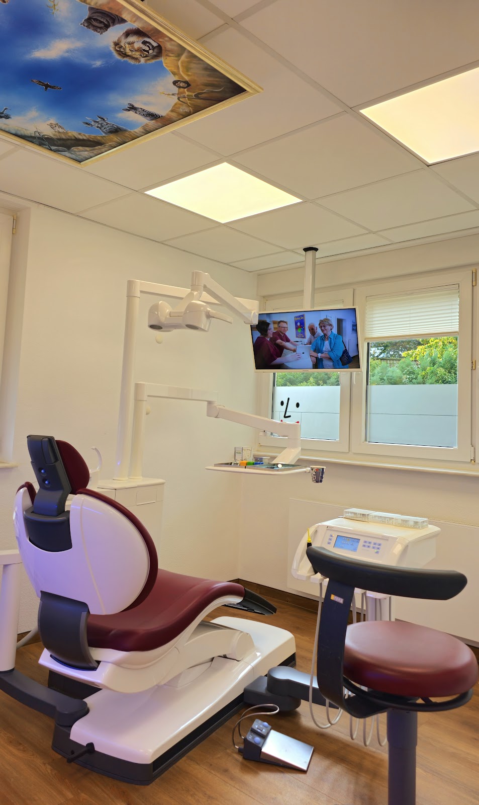 Praxis Dr. Kay Vietor - Zahnarzt für Oralchirurgie und Implantologie, Zahnarzt in Langen (Hessen) – Foto 1 von 1