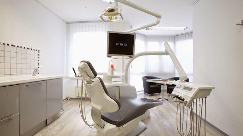 Praxis für Zahnheilkunde und Zahnästhetik Dr. Sinanoglu, Zahnarzt in Marburg – Foto 1 von 1