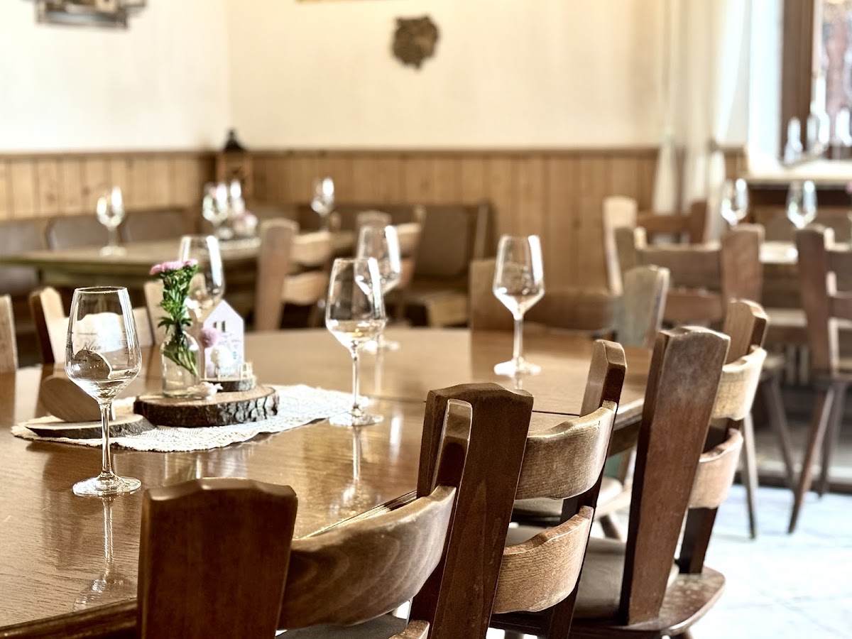 Quink-Klein - Weingut & Gutsausschank, Restaurant in Hochheim am Main