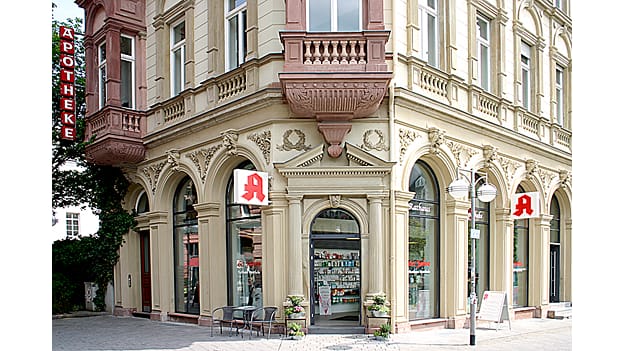 Rathaus-Apotheke, Apotheke in Wiesbaden