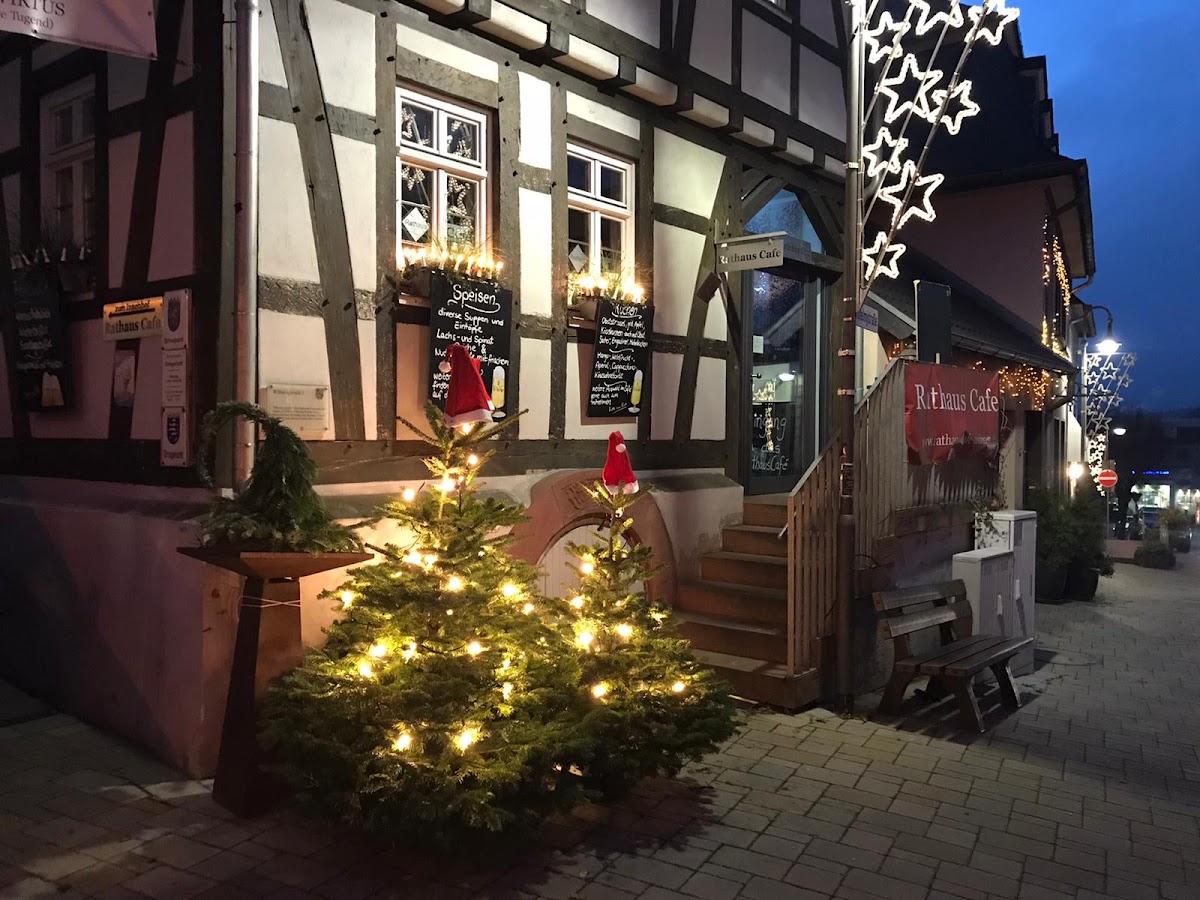 Rathaus Cafe Usingen seit 2003, Restaurant in Usingen