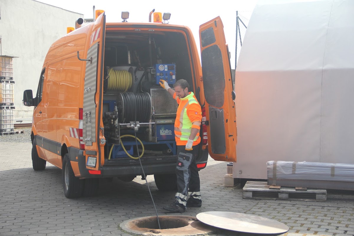 REKA Abwassertechnik (Rohrreinigung im Notdienst), Rohrreinigung in Calden