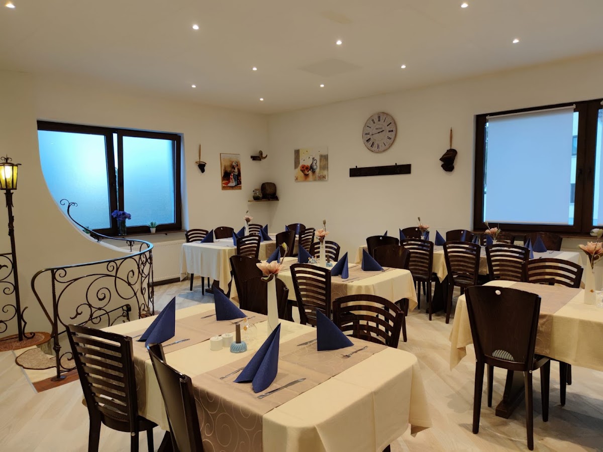 Restaurant CROS, Restaurant in Friedberg (Hessen) – Foto 1 von 1
