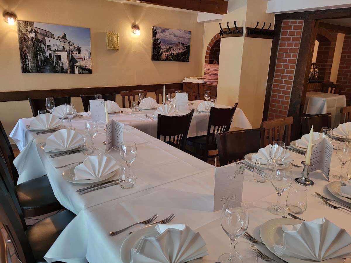 Ristorante - Pizzeria "La Gondola", orig. italienisch, Restaurant in Schlitz