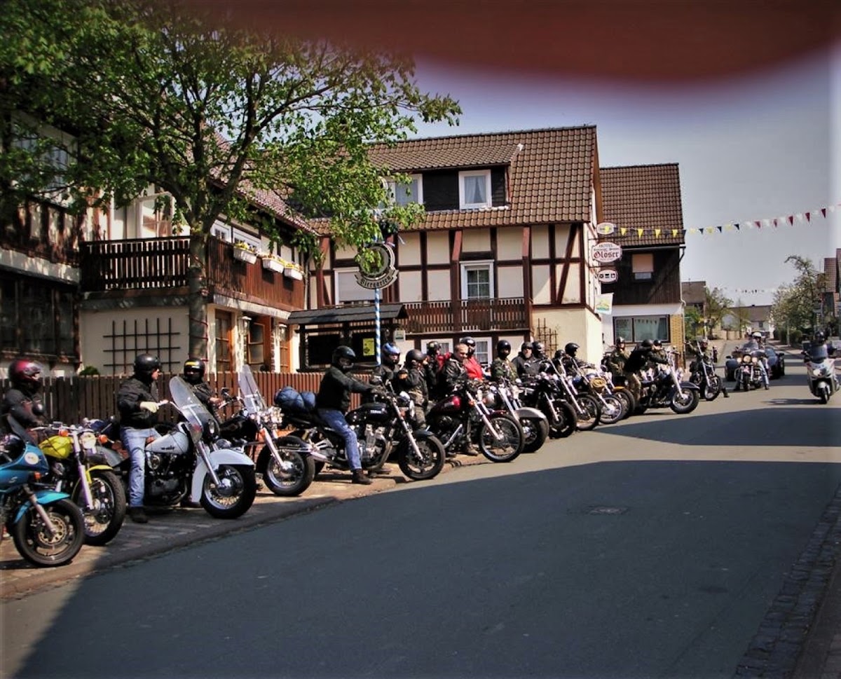 Roastineer Hotel & Steakhouse, Café in Battenberg (Eder)