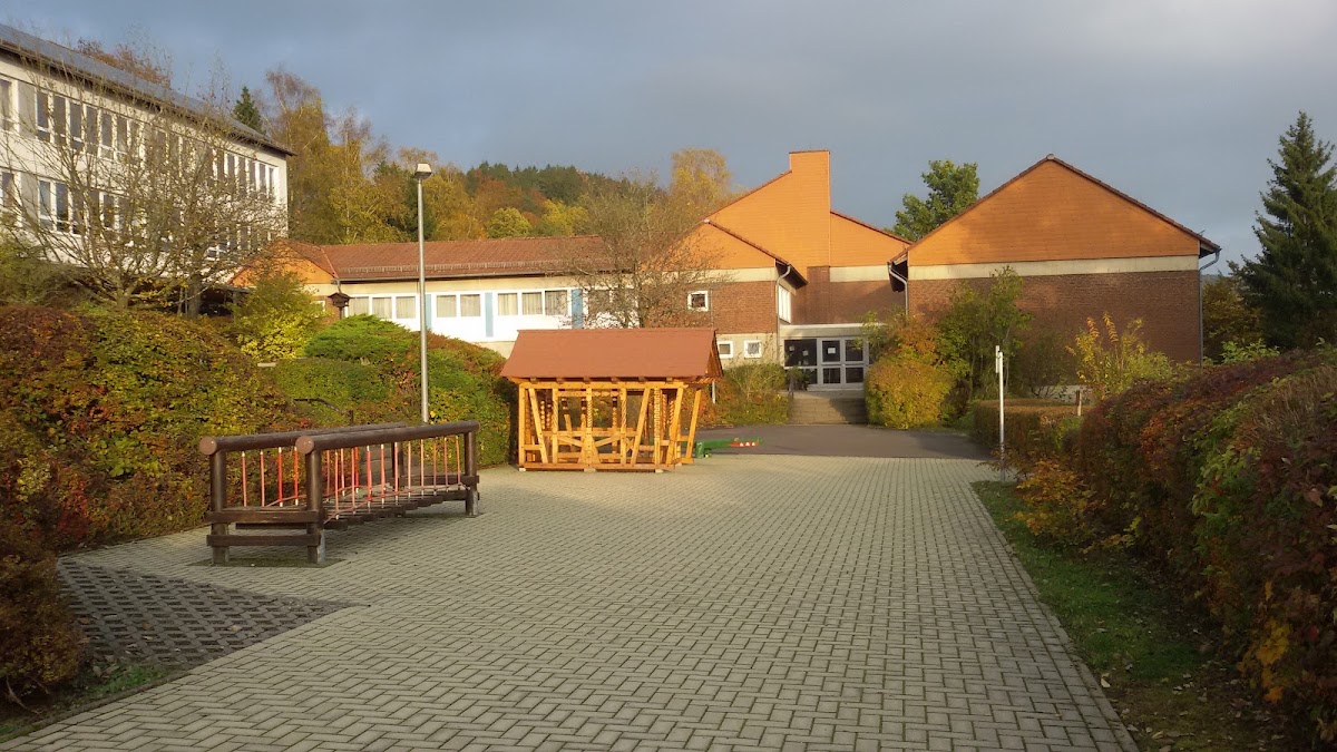 Schäferland-Schule, Schule in Helsa