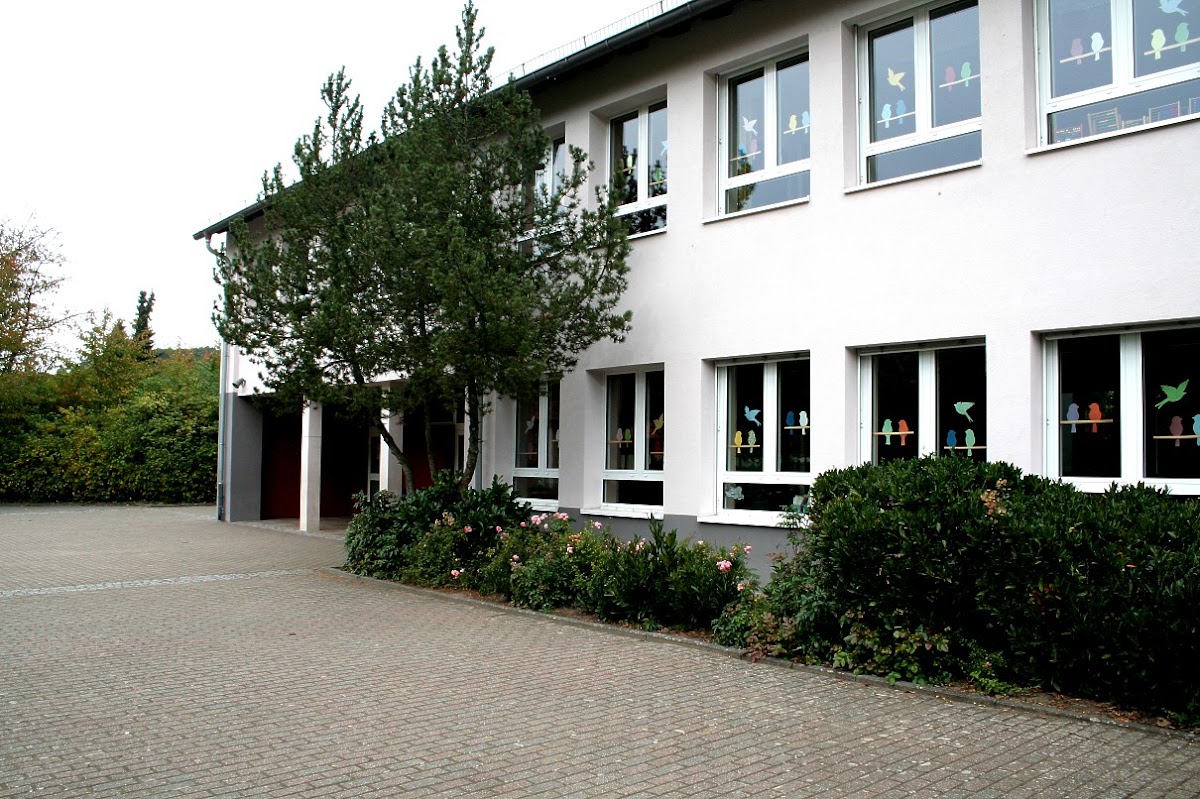 Schloßhofschule Außenstelle Weiher, Schule in Mörlenbach