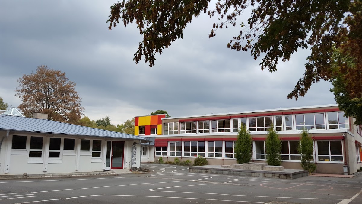 Schule am Budenberg, Schule in Haiger