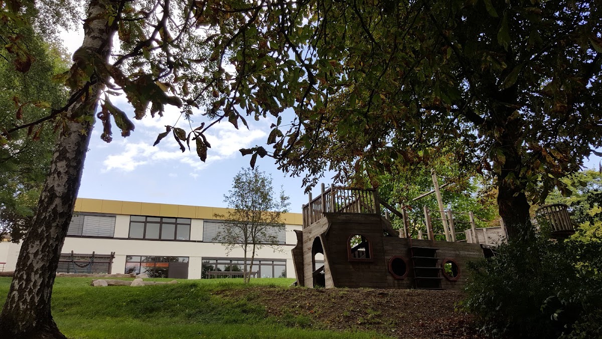 Schule auf dem Falkenflug, Schule in Löhnberg – Foto 1 von 1
