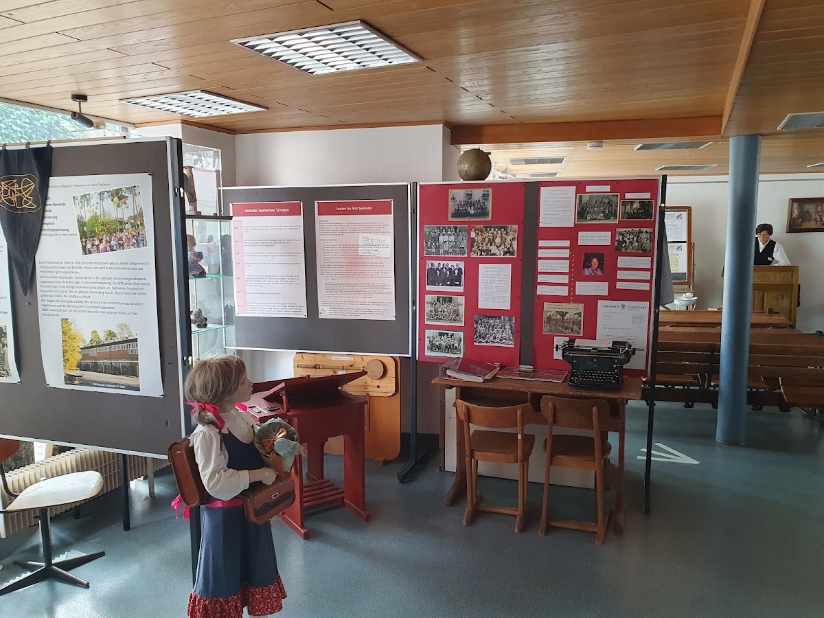 Schulmuseum Seeheim-Jugenheim, Schule in Seeheim-Jugenheim