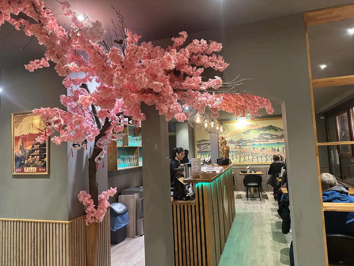 Shiro Restaurant, Restaurant in Lich