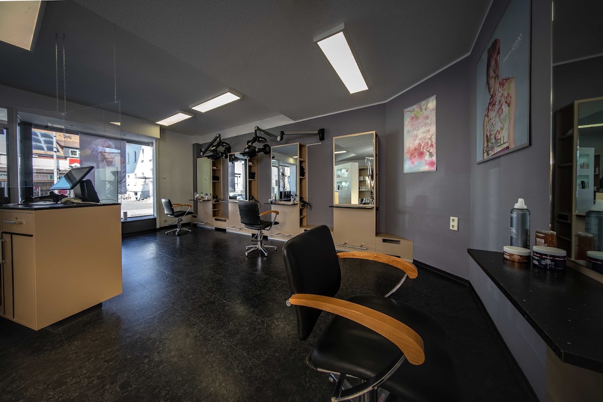 Simply for your Hair, Friseur in Heuchelheim an der Lahn