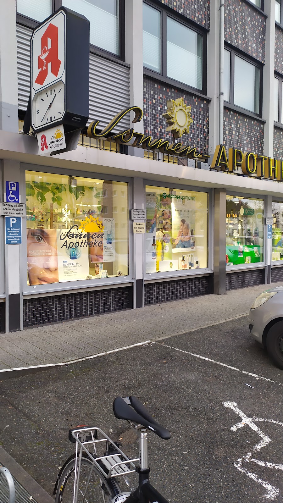 Sonnen-Apotheke, Apotheke in Rüsselsheim am Main