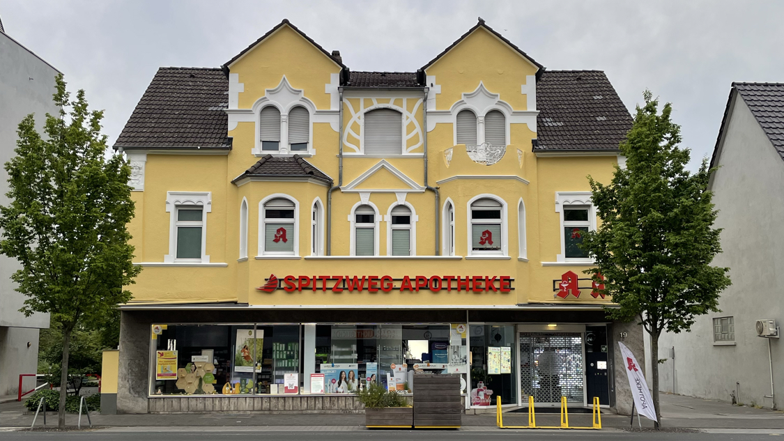 Spitzweg Apotheke, Apotheke in Griesheim – Foto 1 von 1