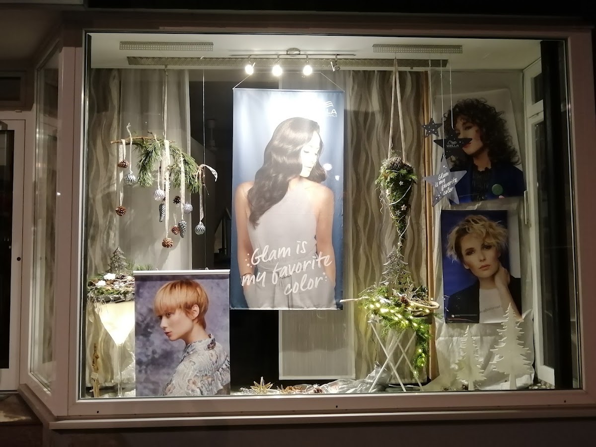 Steffis Friseursalon, Friseur in Hünfeld