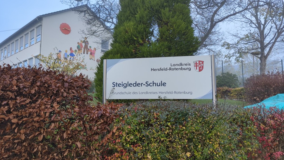 Steigleder Schule Friedewald, Schule in Friedewald
