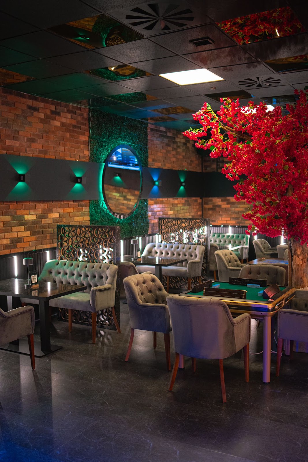 The Society Lounge, Restaurant in Hochheim am Main