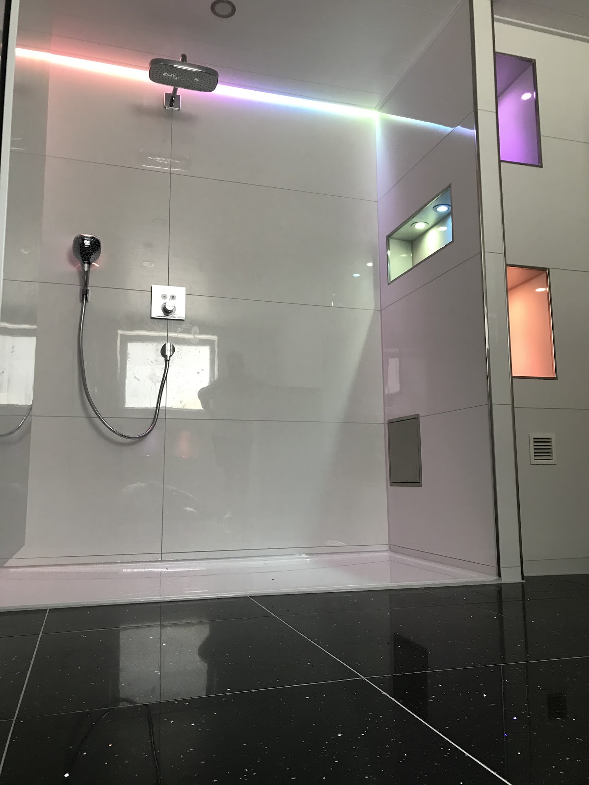 Tim Weiß Bad + Wärme, Sanitärinstallation in Altenstadt – Foto 1 von 1