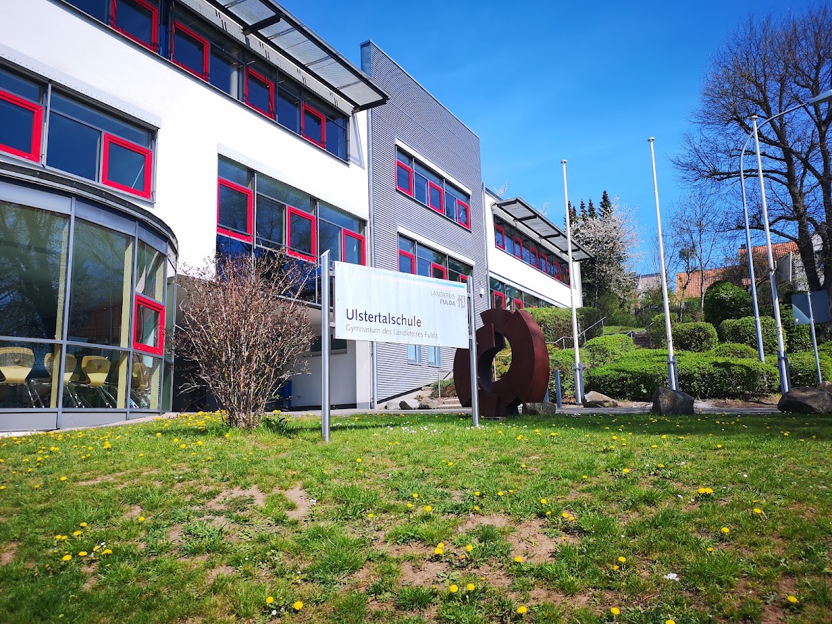 Ulstertalschule Gymnasium, Schule in Hilders