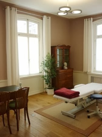 Villa Jung | Lehrpraxis für Osteopathische Medizin, Zahnarzt in Schlangenbad