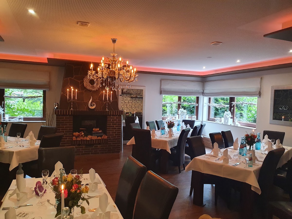 Villa Lacus GmbH, Restaurant in Bensheim – Foto 1 von 1