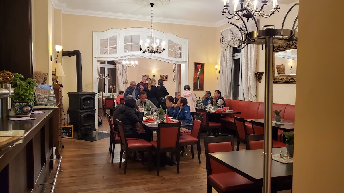 Villa Weil Restaurant, Pizzeria in Rüdesheim am Rhein