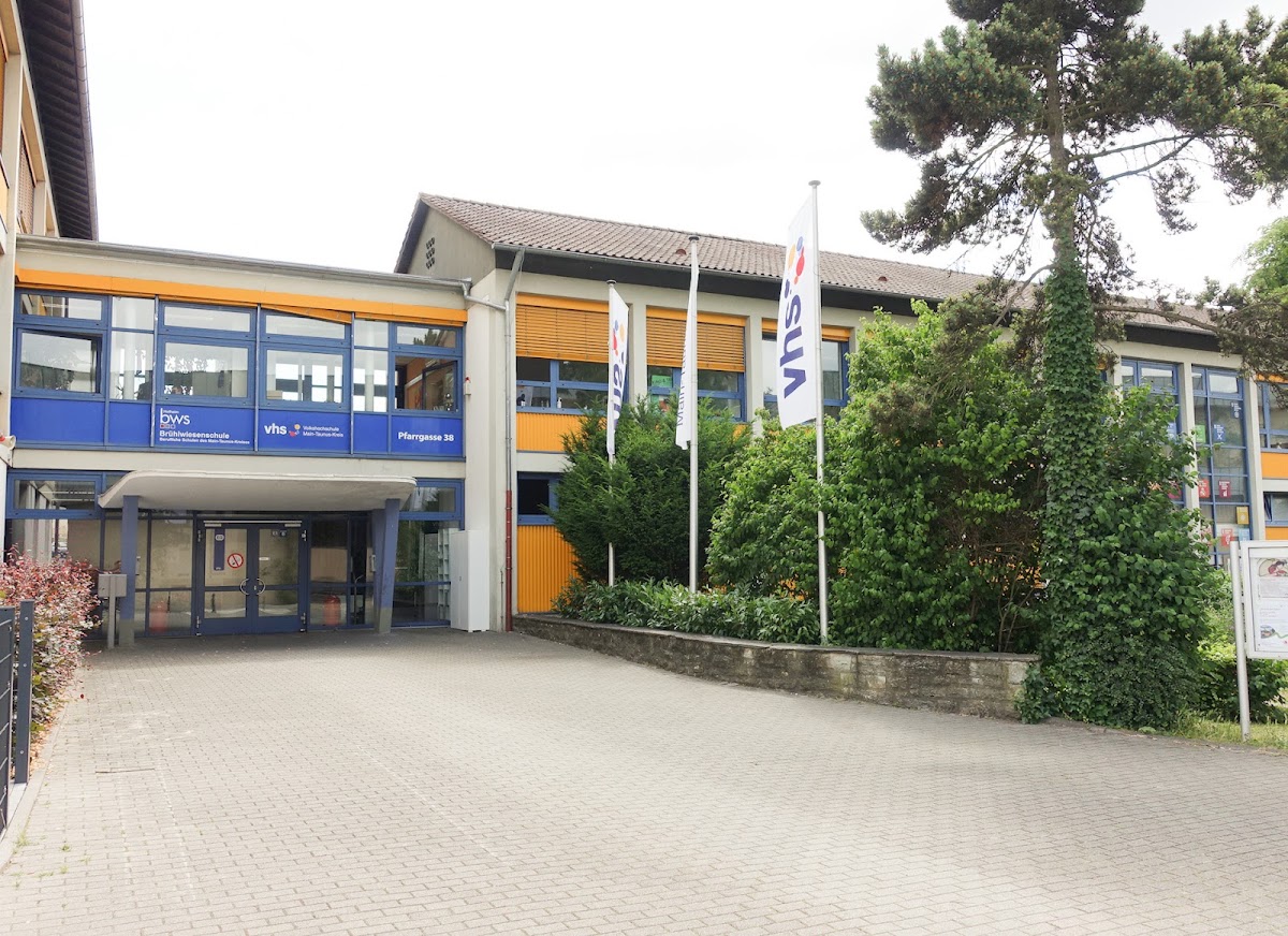 Volkshochschule Main-Taunus-Kreis, Schule in Hofheim am Taunus